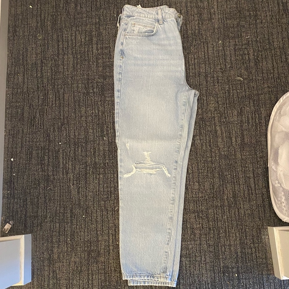 BRAND NEW ZARA jeans